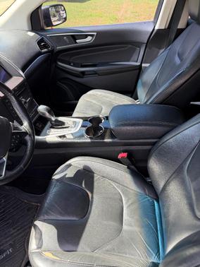 Black 2016 Ford Edge Titanium