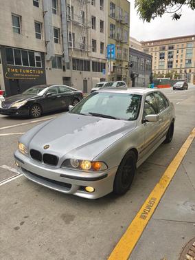Silver 1999 BMW 540 i