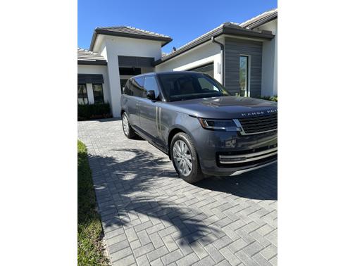 2025 Land Rover Range Rover P400 SE LWB 7 Seat