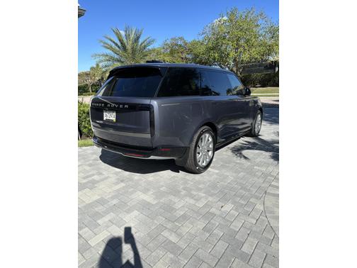 2025 Land Rover Range Rover P400 SE LWB 7 Seat