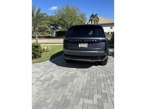2025 Land Rover Range Rover P400 SE LWB 7 Seat