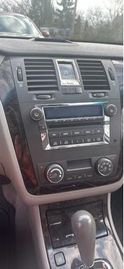 Gray 2008 Cadillac DTS Luxury II