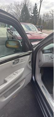 Gray 2008 Cadillac DTS Luxury II