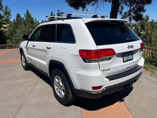 White 2014 Jeep Grand Cherokee Laredo