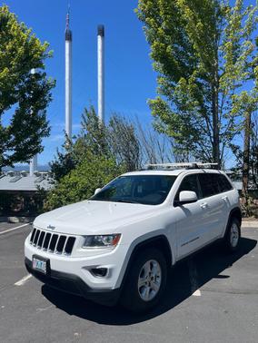 White 2014 Jeep Grand Cherokee Laredo
