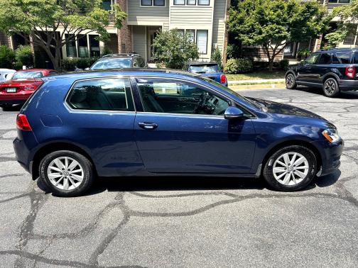 2016 Volkswagen Golf TSI 2-Door