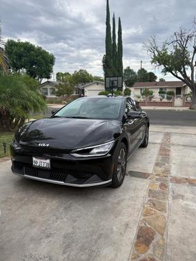 Black 2024 Kia EV6 Light Long Range