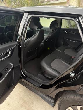 Black 2024 Kia EV6 Light Long Range