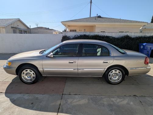 1999 Lincoln Continental Base