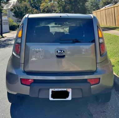 2011 Kia Soul +