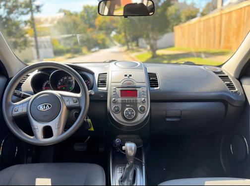 2011 Kia Soul +