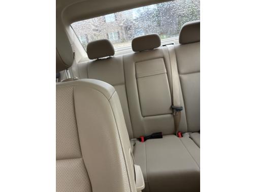 2010 Mercedes-Benz C-Class C 300 4MATIC Luxury