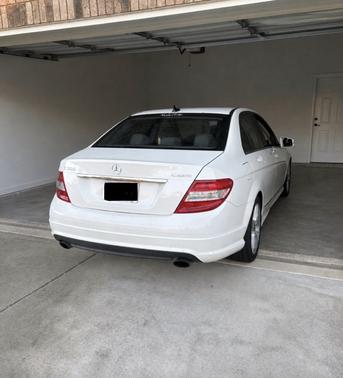 White 2010 Mercedes-Benz C-Class C 300 4MATIC Luxury