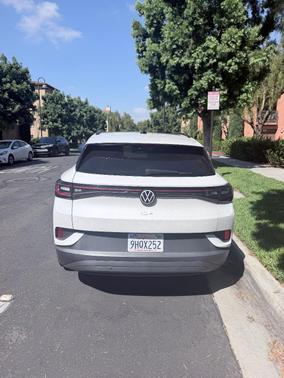 White 2023 Volkswagen ID.4 Pro S