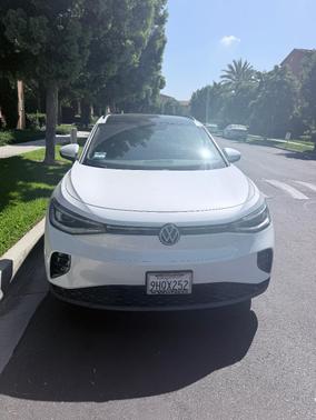 White 2023 Volkswagen ID.4 Pro S