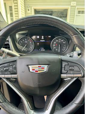 2022 Cadillac XT6 Sport AWD