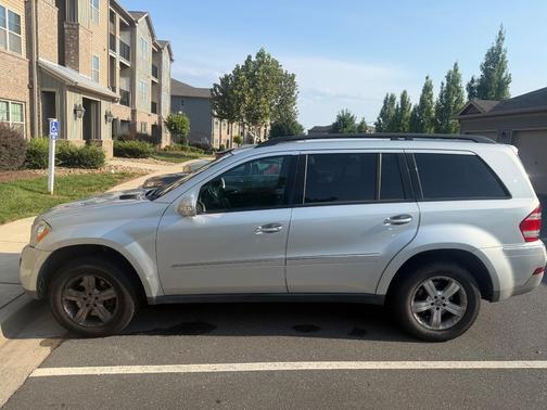 Gray 2007 Mercedes-Benz GL-Class GL 450 4MATIC