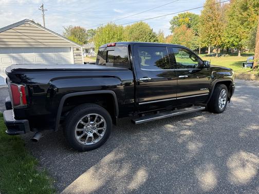 2017 GMC Sierra 1500 Denali