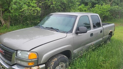 Gray 2003 GMC Sierra 1500 SLE HD Crew Cab