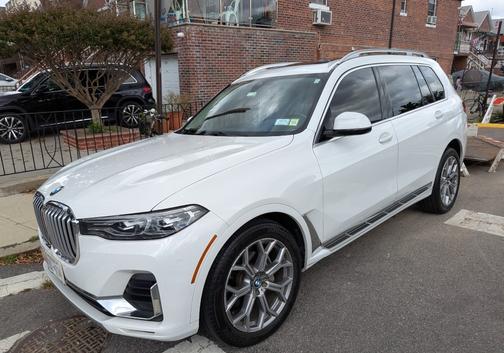 White 2020 BMW X7 xDrive40i