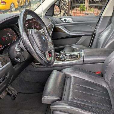 White 2020 BMW X7 xDrive40i
