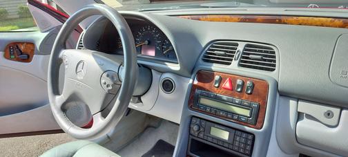 2000 Mercedes-Benz CLK-Class 320