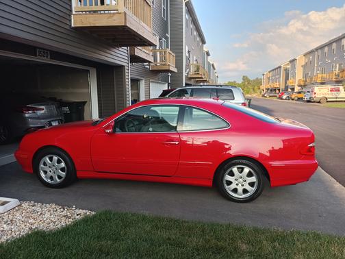 2000 Mercedes-Benz CLK-Class 320