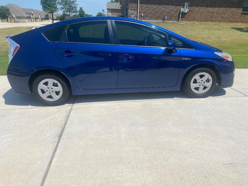 Blue 2011 Toyota Prius II