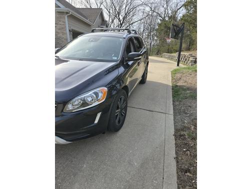 2017 Volvo XC60 T5 Dynamic