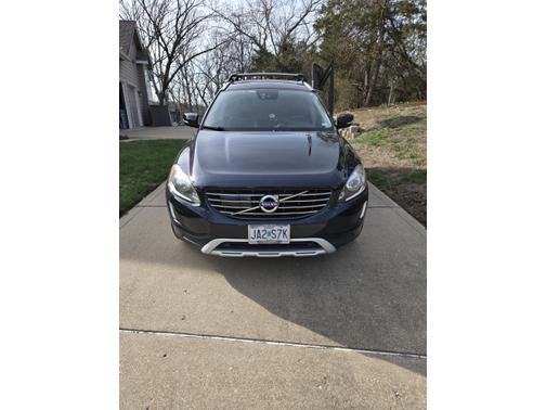 2017 Volvo XC60 T5 Dynamic