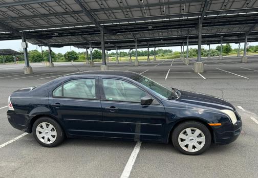 Blue 2008 Ford Fusion S