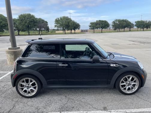 2010 MINI Cooper S Base