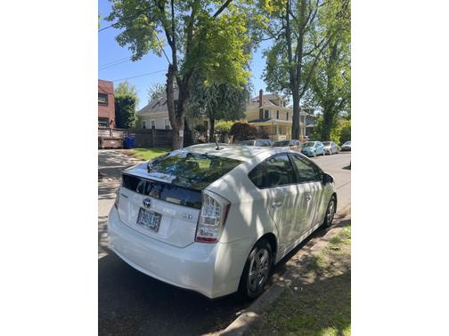 2011 Toyota Prius III