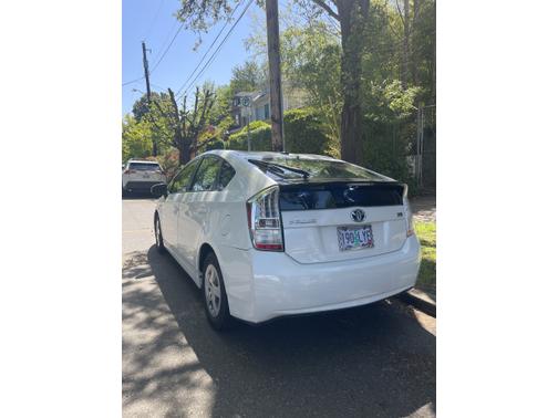 2011 Toyota Prius III