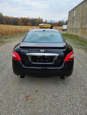 2010 Nissan Maxima SV