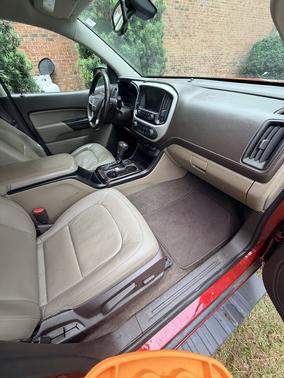 Red 2016 GMC Canyon SLT