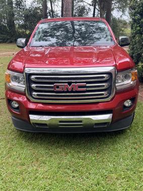 Red 2016 GMC Canyon SLT