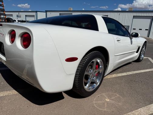 2003 Chevrolet Corvette Base