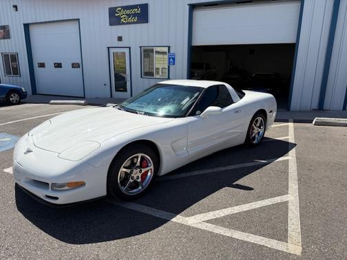 2003 Chevrolet Corvette Base