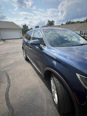 Blue 2017 Lincoln MKX Premier