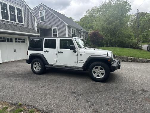 2016 Jeep Wrangler Unlimited Sport