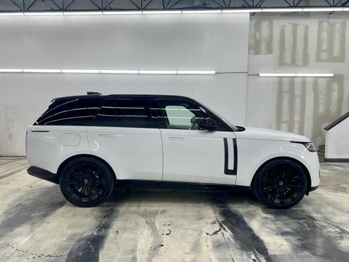 2024 Land Rover Range Rover P400 SE SWB