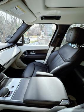 2024 Land Rover Range Rover P400 SE SWB