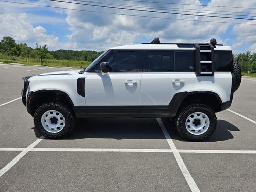2020 Land Rover Defender 110 S