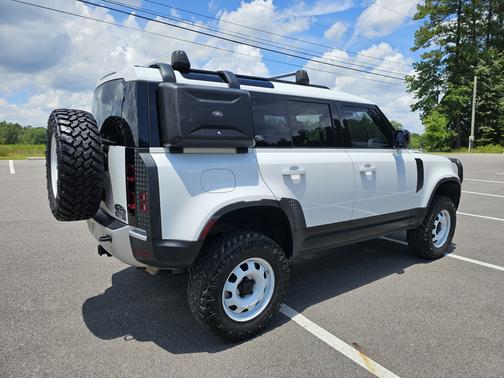 2020 Land Rover Defender 110 S