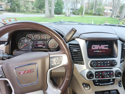 2015 GMC Yukon SLT