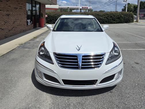 2013 Hyundai Equus Signature