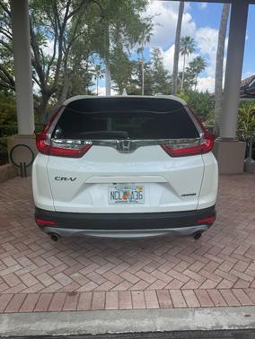 White 2017 Honda CR-V Touring
