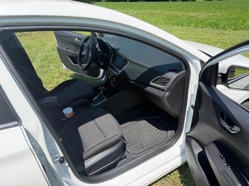 White 2020 Hyundai Accent SEL