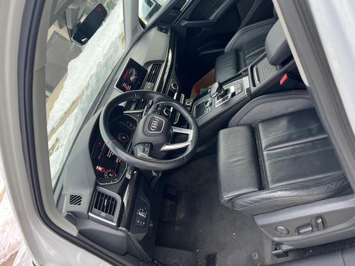 2019 Audi Q5 2.0T Premium Plus